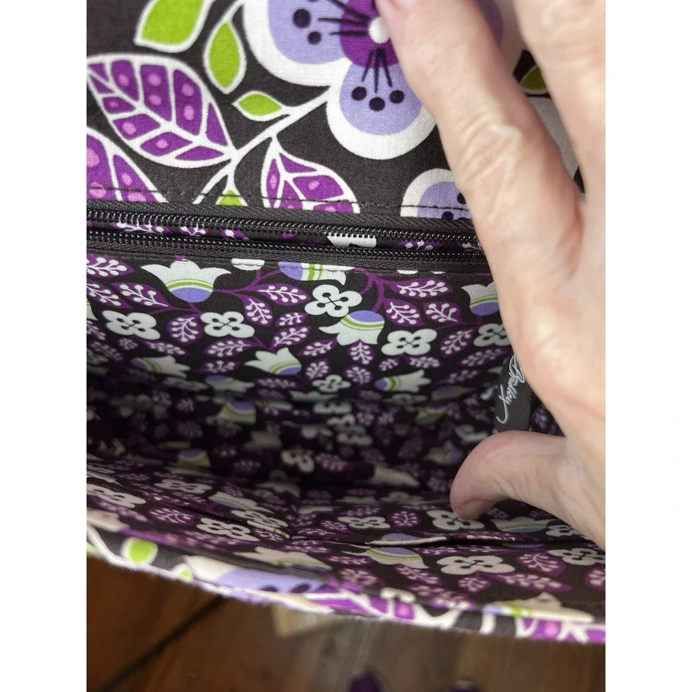 VERA BRADLEY Rachel CROSSBODY Small Size  BAG Purple/Green/Brown FLORAL